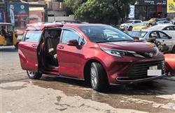 تويوتا سيينا